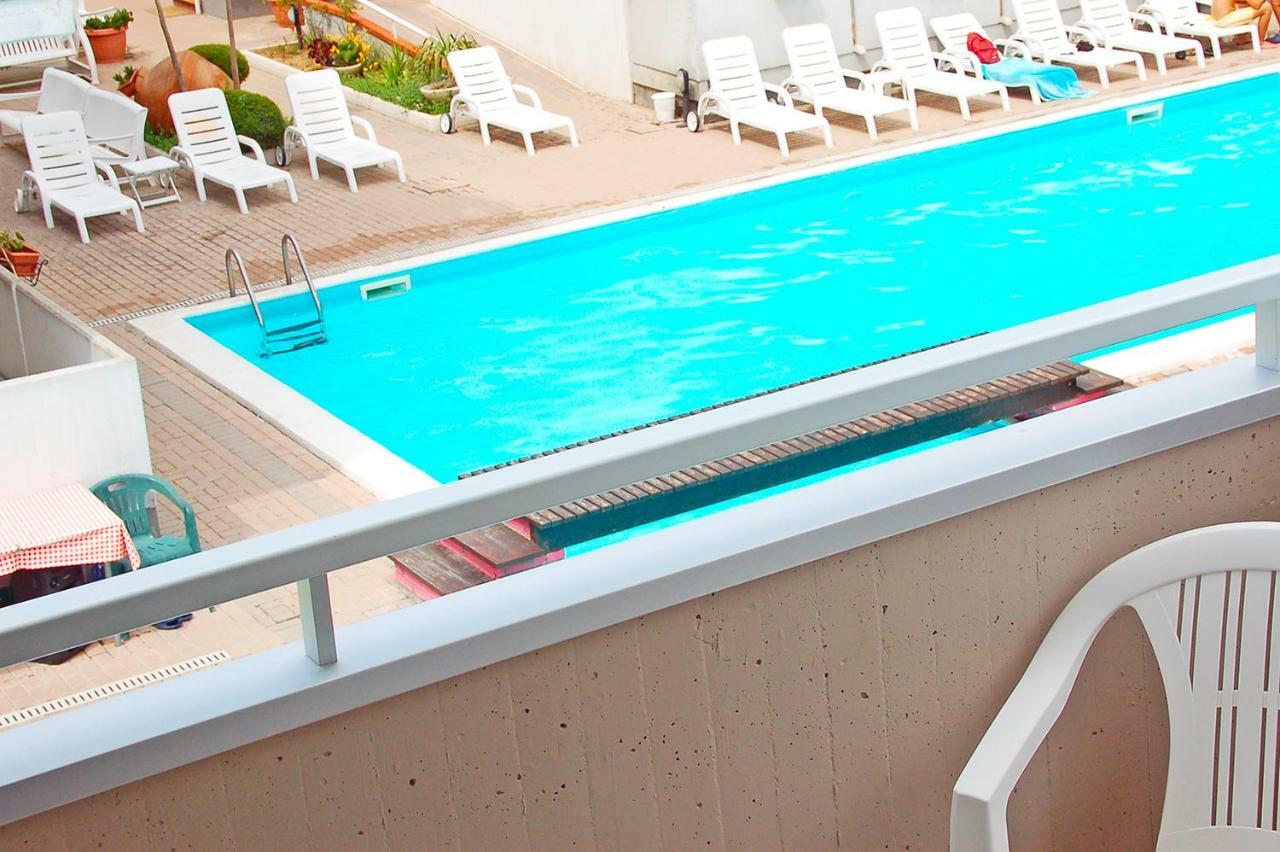 Holiday Club Residence Alba Adriatica Dış mekan fotoğraf